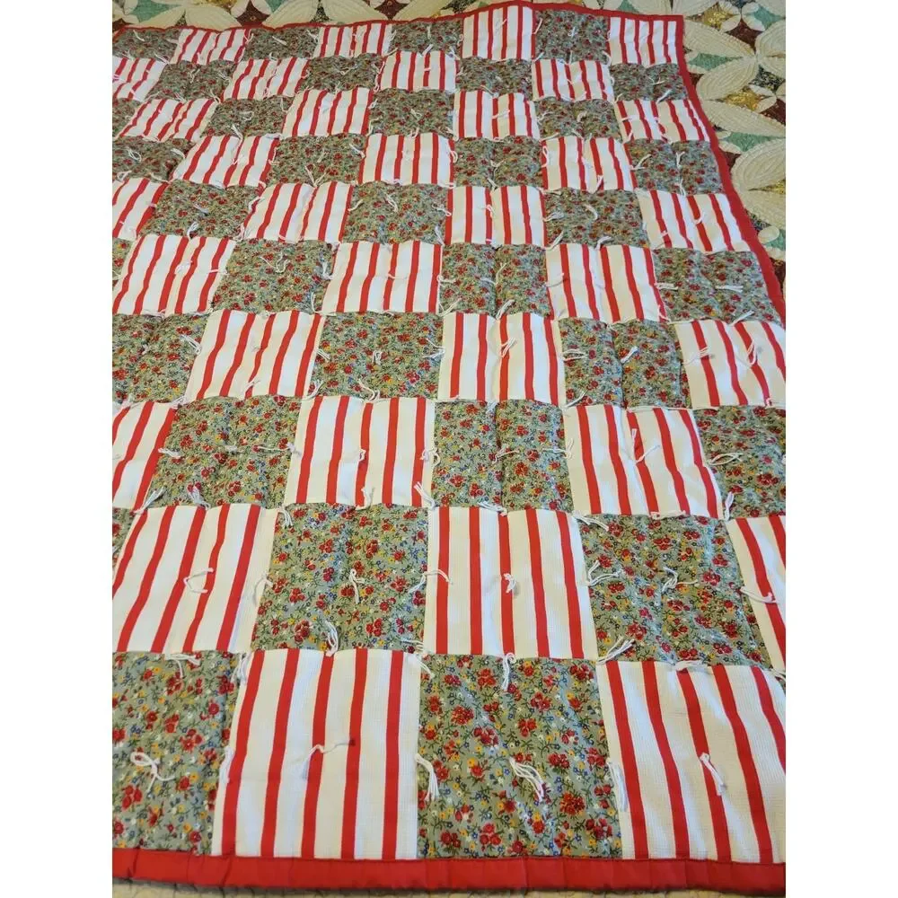 Machine Patchwork Quilt Red Stripe Floral Tied Cottage Farmhouse Throw 42x54‎ in